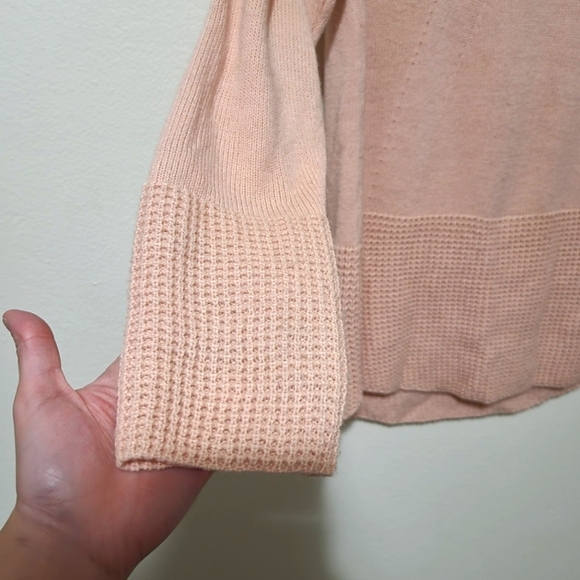 Calvin Klein Boho Pink Salmon Waffle Knit Oversized Cowl Neck Sweater Sz Medium - Picture 4 of 9